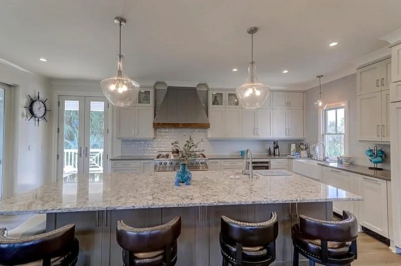 Stunning Beach House, Fully Renovated, Private Pool, Theater Room, Steps from the Beach. in Isle Of Palms, South Carolina, United States — photo 5