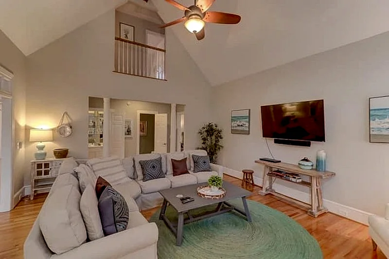 $250 Vayk Gear Credit! Classic Family Beach House