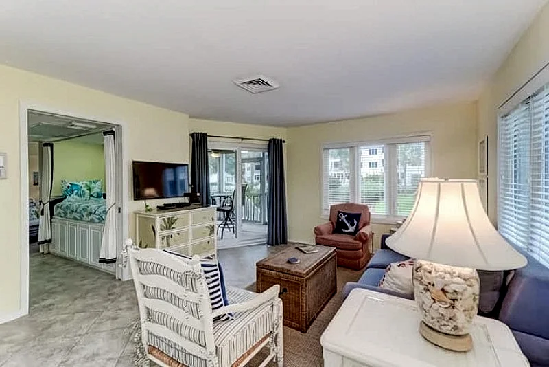 End unit, Ocean views, 1st Floor w/steps off screen porch, Flexible Cancellation in Isle of Palms, South Carolina, United States — photo 2