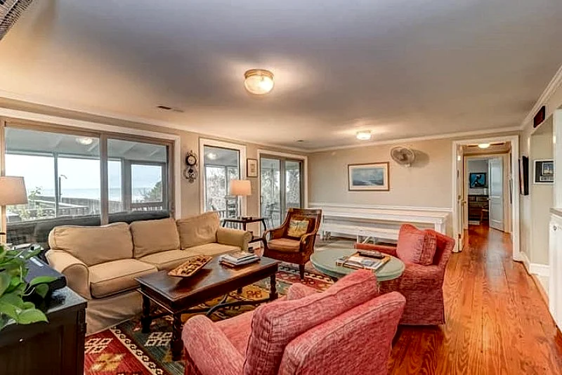 817 East Arctic- Oceanfront home with private beachfront deck