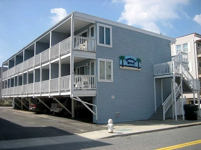 Ocean View Studio Condo, Steps from the Beach, Balcony, Linens, Paper Goods, Beach Items - Unit 1 in Ocean City, Maryland, United States — photo 1