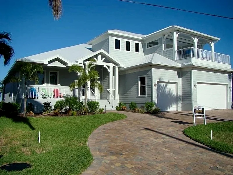 3127 Riverhouse Princess: #3127 Riverhouse Princess - Riverfront Dream