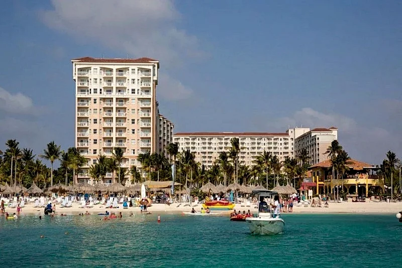 Stunning Marriott Aruba Surf Club oceanside studio! in Noord, Noord, Aruba — photo 2