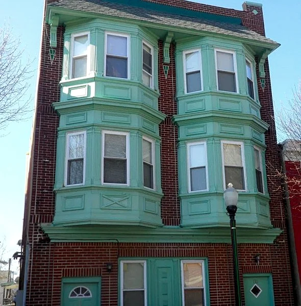 Beautifull apartment three blocks from the beach, broadwalk and casinos