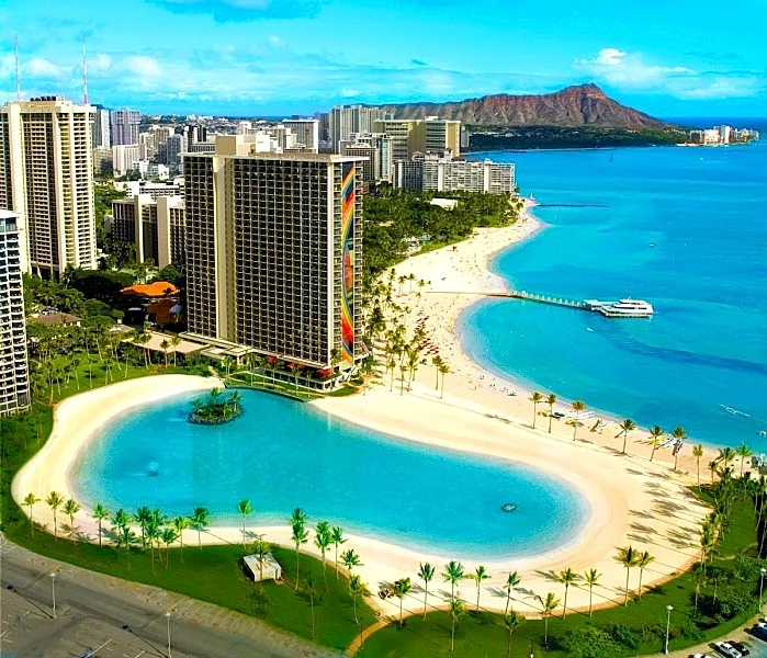 Hilton Hawaiian Village Lagoon Tower, Two bedroom, Fabulous beach and lagoon! in Honolulu, Hawaii, United States — photo 1
