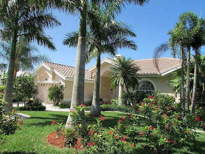 Villa Lady Jane 1049  - SE Cape Coral 3b 2ba Gulf Access, Pool & Spa Boat Dock Bicycles