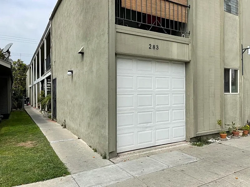 Large Two Bed Long Beach Studio Apartment Vacation Home in Long Beach, California, United States — photo 4