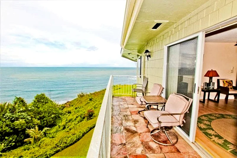 Incredible Cliffside 2-Bedroom Princeville Vacation Rental Condo for 4!