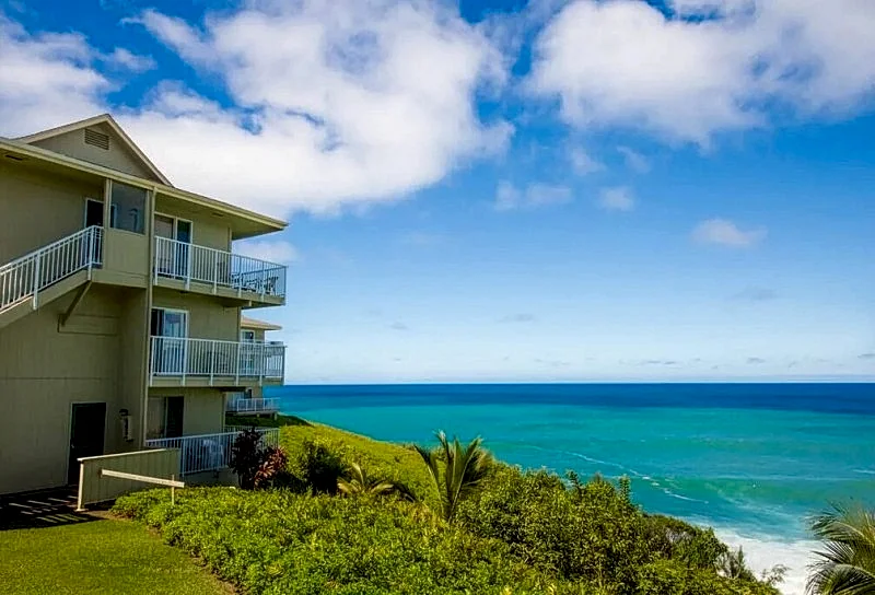 Cliffside 2-Bedroom Princeville Oceanview Vacation Condo for 4! in Princeville, Hawaii, United States — photo 1