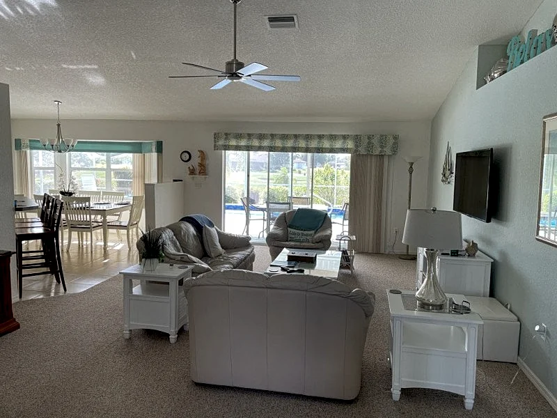 BEAUTIFUL, 4 Bed, 3 Bath, Large Pool faces SW, on Waterway & Golf Course- LOOK! in Rotonda West, Florida, United States — photo 3