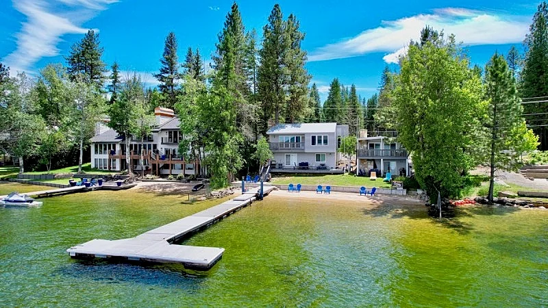 Almost Heaven-Lakefront-Shared dock w/Annie's Place-Rent both for a 6-room getaway for large groups!