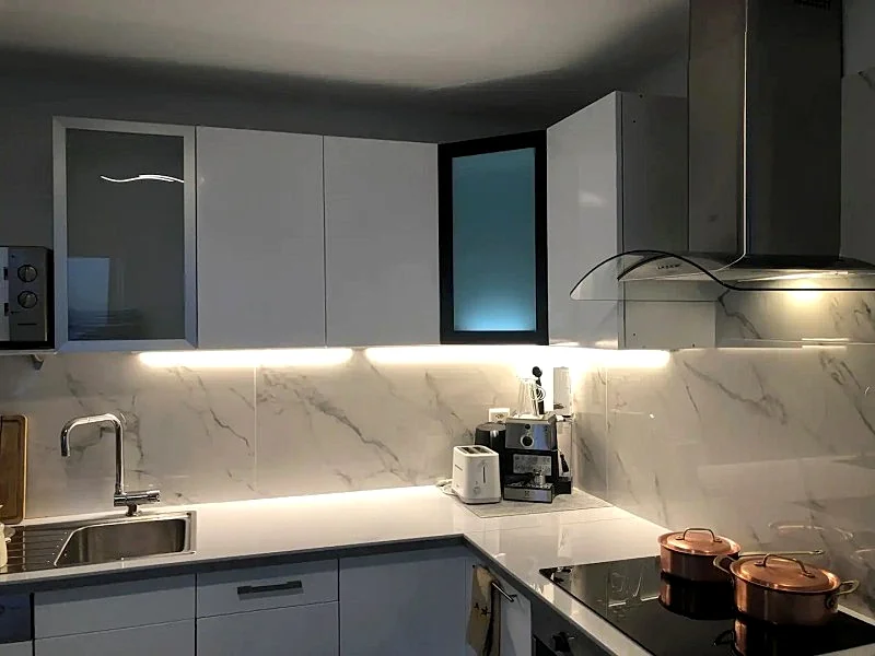 4.5 Famille, Magnifique vue, cosy, moderne, centre in Montreux, Vaud, Switzerland — photo 2