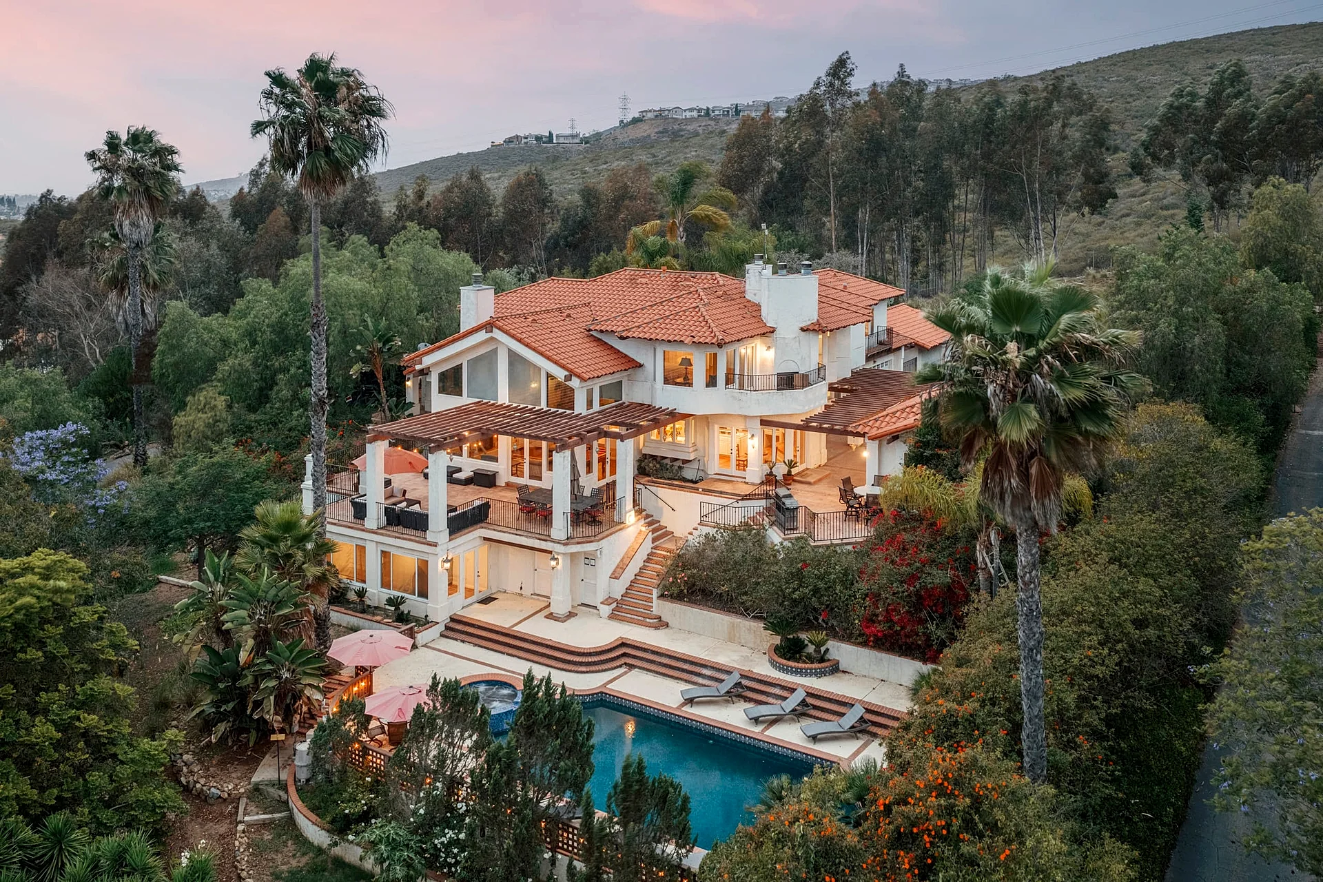 Private Pool, Hot Tub & Valley Views Near Wineries | The Ranch