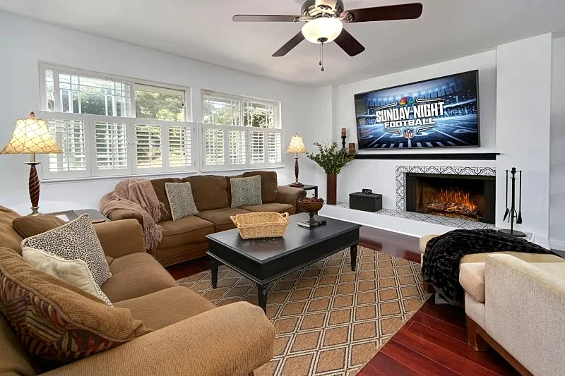 Thousand Oaks Paradise Pool Villa in Thousand Oaks, California, United States — photo 1