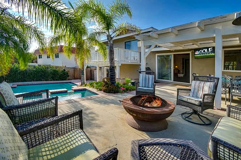 Thousand Oaks Paradise Pool Villa in Thousand Oaks, California, United States — photo 3