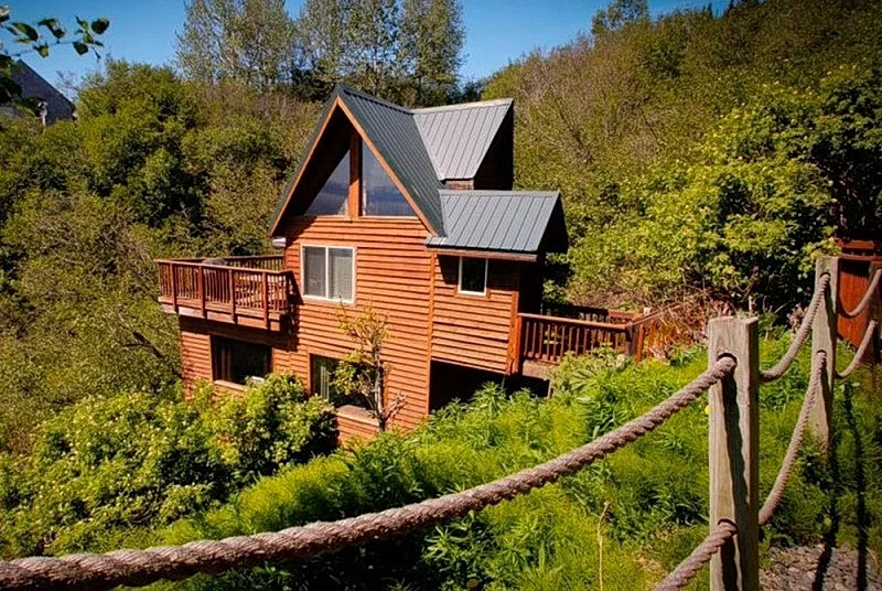 Canyon Creek Cabin - Homer Lakefront Lodging, AK