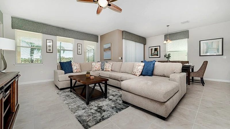 9005 Sunshine Ridge Loop Solara Resort 7 Bedroom Home with Pool+Spa in Kissimmee, Florida, United States — photo 5