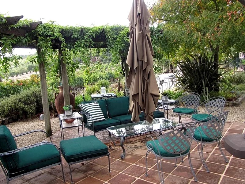 Casual Wine Country Home 3BR/3BA, Vineyard & Views in Sonoma, California, United States — photo 4