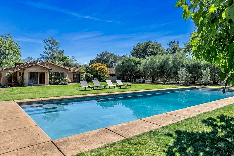 Luxury Sonoma Wine Country Vineyard Home w/ Pool