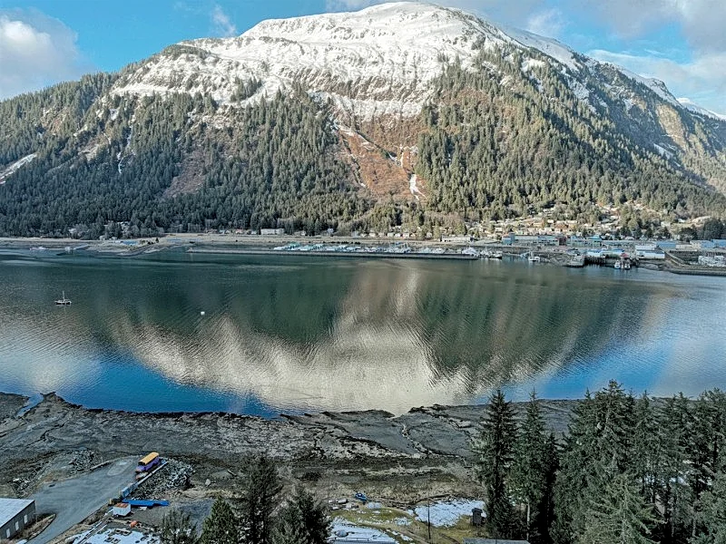 Ocean & Mountain View Home, near Downtown Juneau