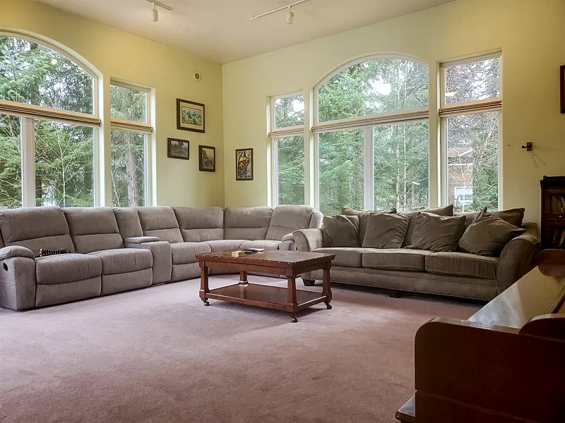 Large Family Home Near Mendenhall Glacier