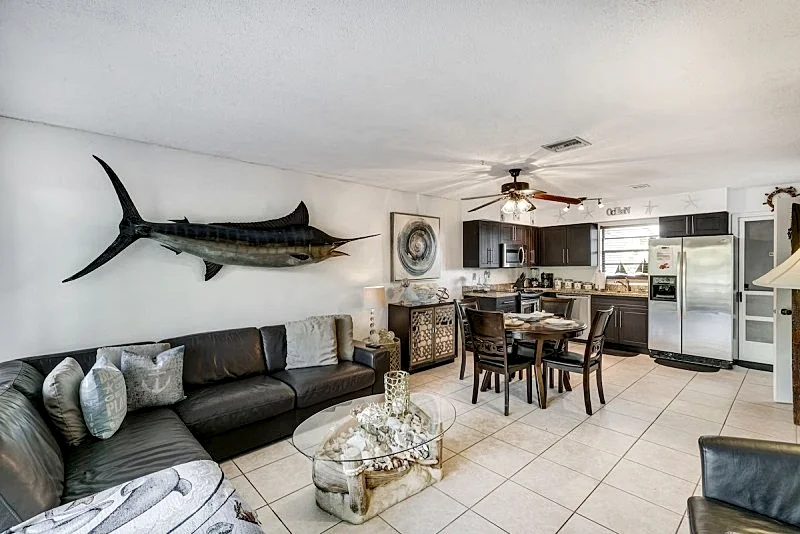 Beautiful Lagoon Front Townhome!