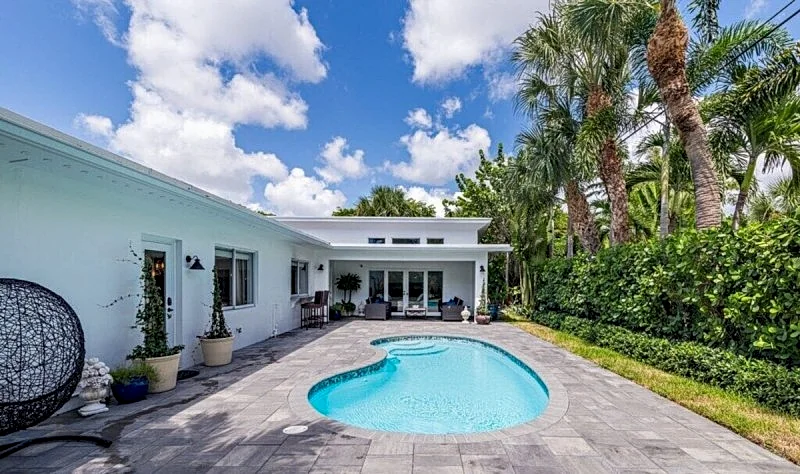 Southern Breeze - 3 Bedrooms, 3 Bath, Pool - WPB