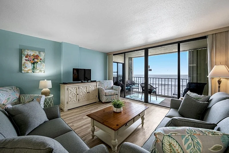 ARCADIAN II 4C - OCEANFRONT - SHORE DRIVE SECTION