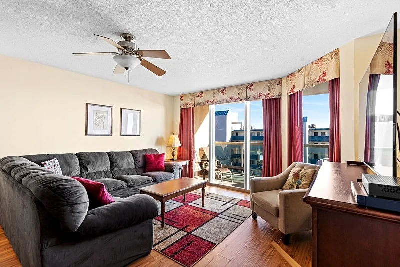 MALIBU POINTE 705 - 2ND ROW OCEAN VIEW - CRESCENT BEACH SECTION
