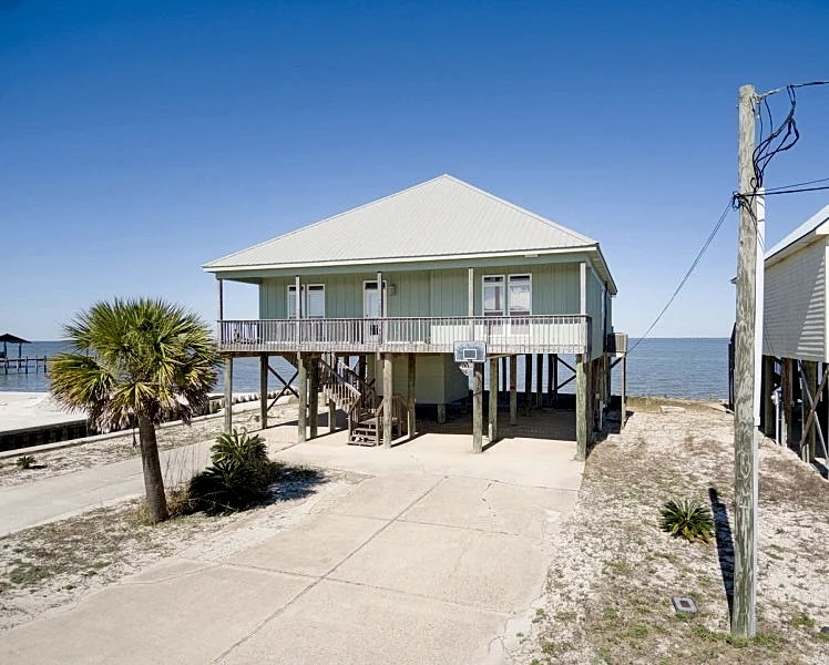 Corner pet-friendly, 5/3 bay sunset views! - TraMarLis