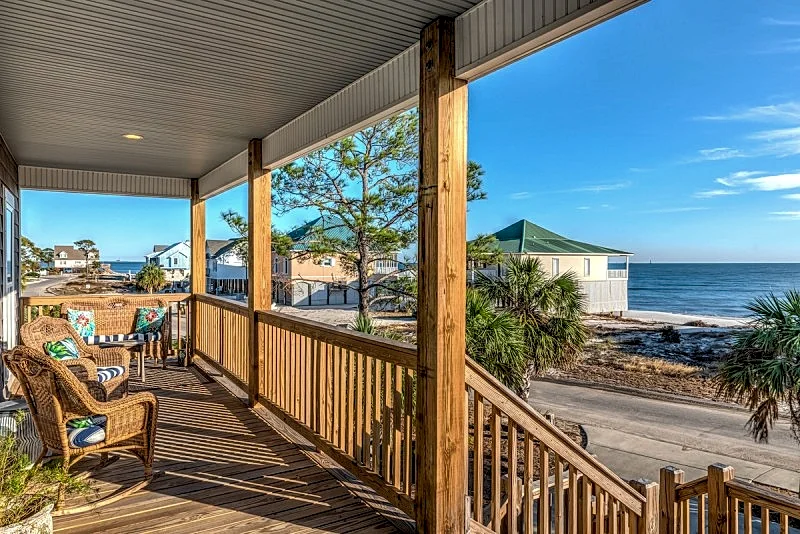 Seize the day at a luxury home in front of the gulf - Great Escape to Dauphin Island
