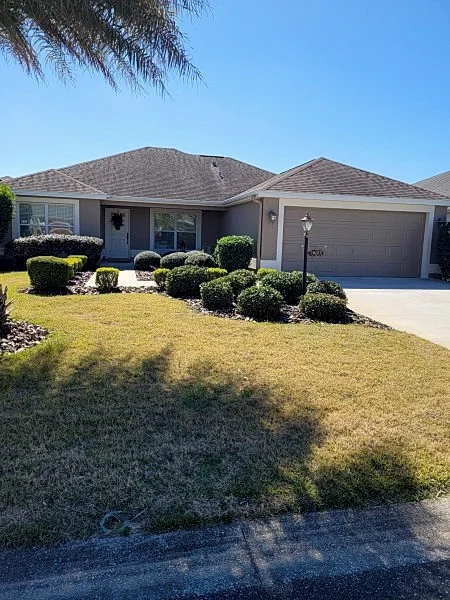 Journey | The Villages Golfers Paradise near Sumter Landing 3 BD / 2 BA with golf cart