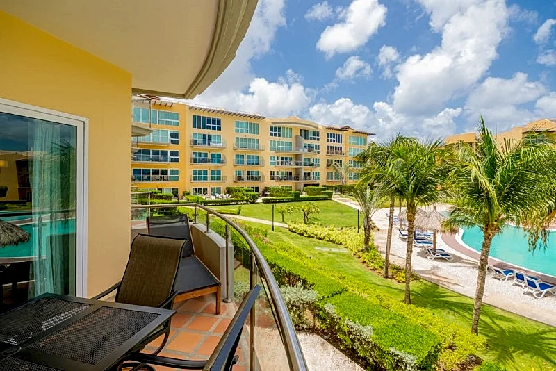 Beachfront - Absolute Luxury 2BR condo - BC254