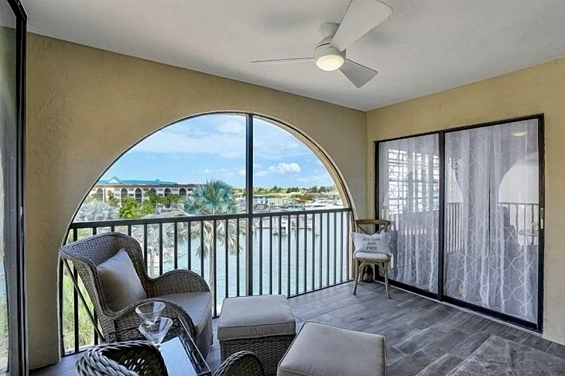 Recently renovated condo perfect a quick get away