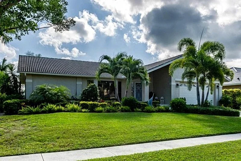 A perfect 3 BDR 2 BTH pool home with coastal vibes
