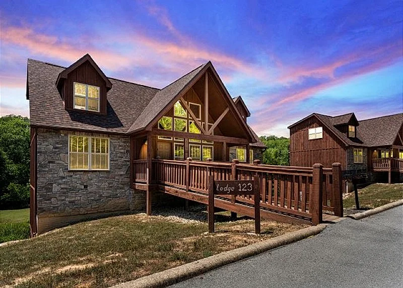Wonderful Memories will be made at this 6 Bed Lodge in Stonebridge Resort!
