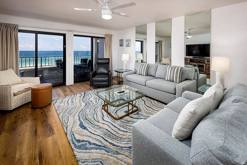Surf Dweller 406: Incredible Views From This 4th Floor Unit Waiting For You!