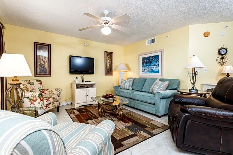 Islander 3004: SOAK up the SUN where the SAND is your seat! AWESOME CONDO