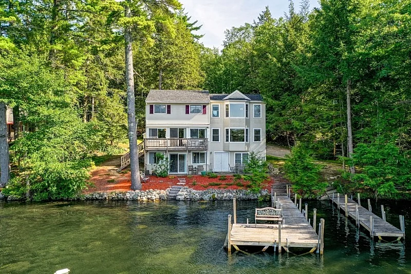 Winnipesaukee Waterfront in Meredith for 10