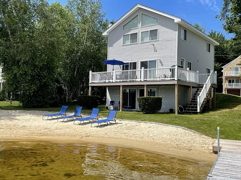 4 Bed 2 Bath Winnipesaukee Waterfront with Sand Beach and Dock that Sleeps 8