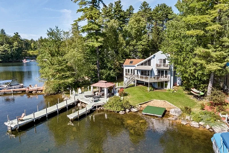 Shoreside Bliss on Lake Winnipesaukee Contemporary Gem Breathtaking Views