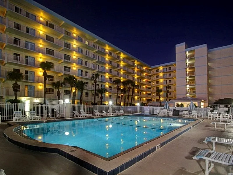 Sandcastles 715. Pure Luxury! Don't book til you look! SPECIAL RATES!
