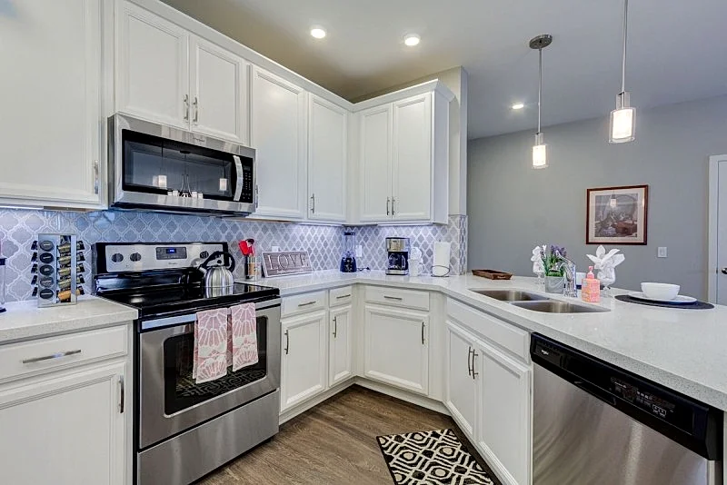 Wonderful 2 bedroom BRAND NEW Condo at The Cays Ocotillo! 30 Night Min!