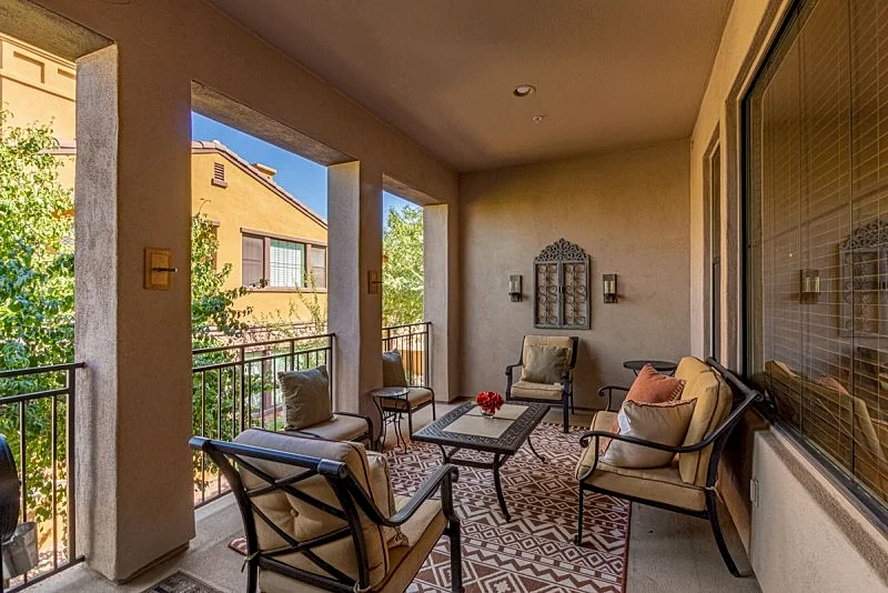 Fulton Ranch Town House! Heated Pool, Gym! 2 King Beds! 1 Dog Friendly!