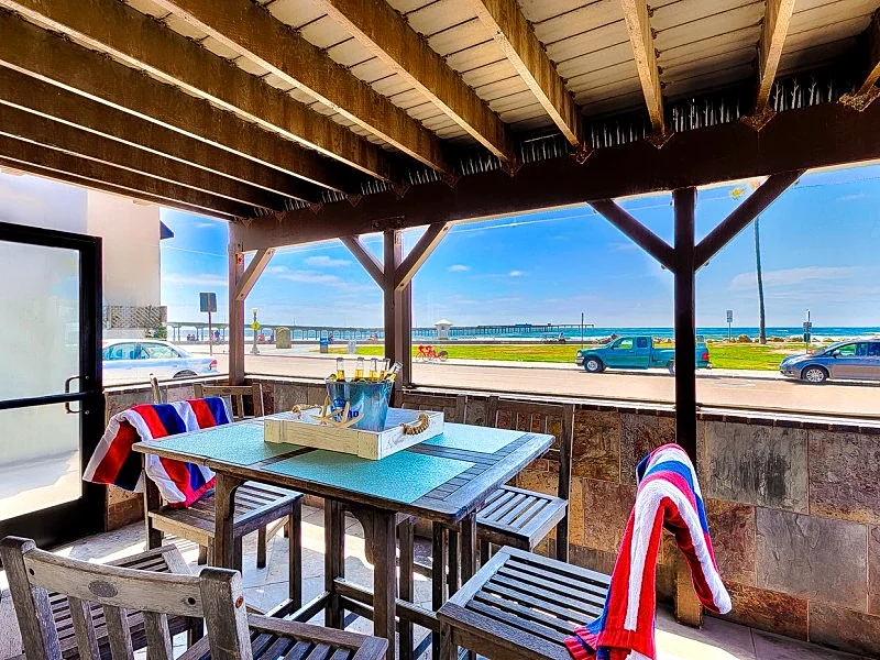 VIEW OB PIER LARGE FAMILY DETAILS | SAN DIEGO VACATION RENTAL