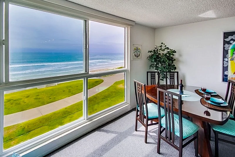 Beach View Condo in the heart of Pacific Beach!