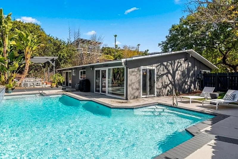 Pacific Beach Poolside Paradise