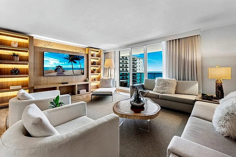 Oceanview Private Condo at 1 Hotel & Homes -1222