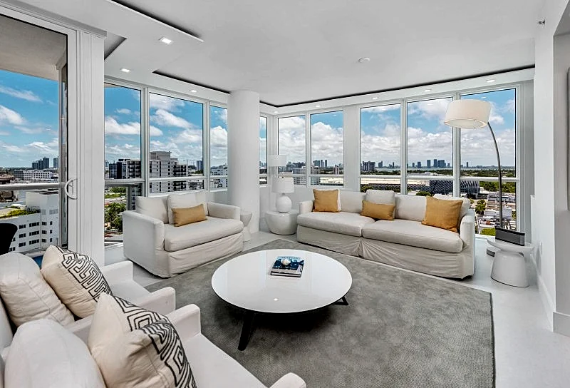 Oceanview Private Condo at The Setai -190102