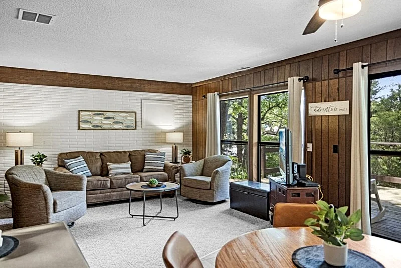 Lone Oak Point 43 - A Vintage Lake Vacation!